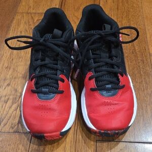 Under Armour Men's Basketball Sneakers